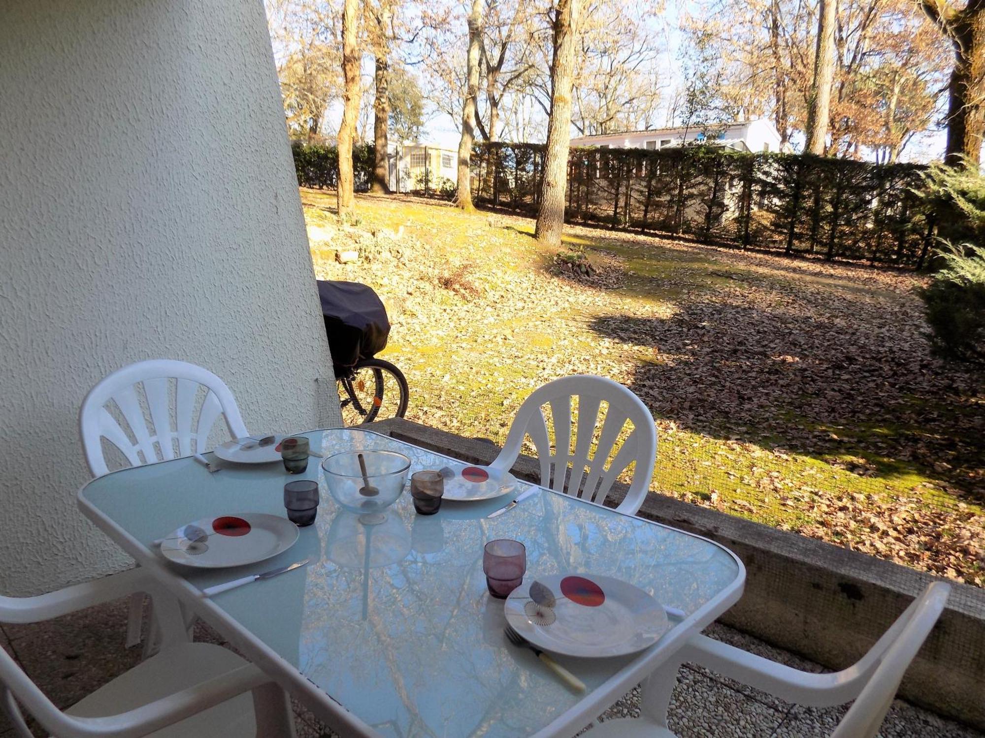 Saint Georges De Didonne - Studio Cabine - Residence Boisee Proche Plage Bagian luar foto