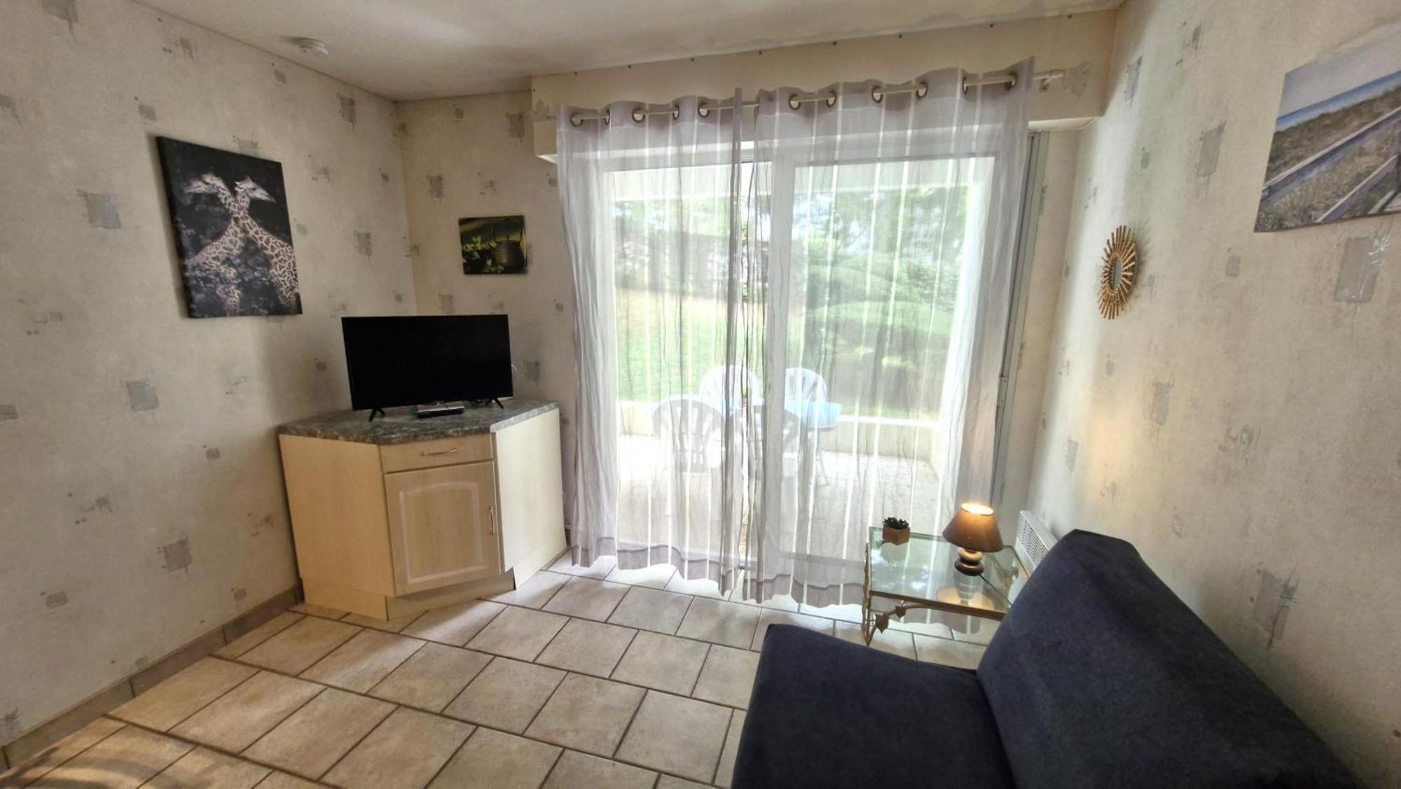 Saint Georges De Didonne - Studio Cabine - Residence Boisee Proche Plage Bagian luar foto